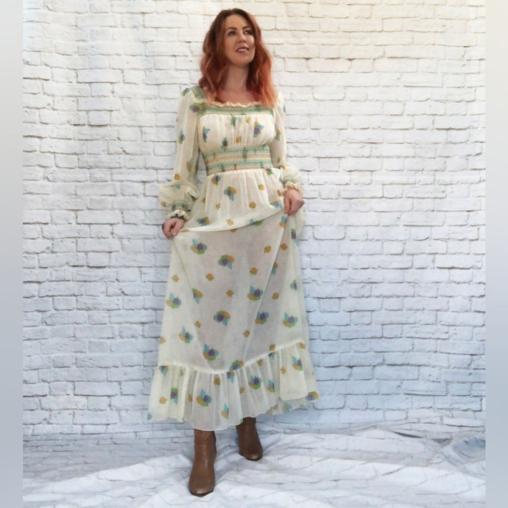 Vintage Saba California 70s Peasant Dress